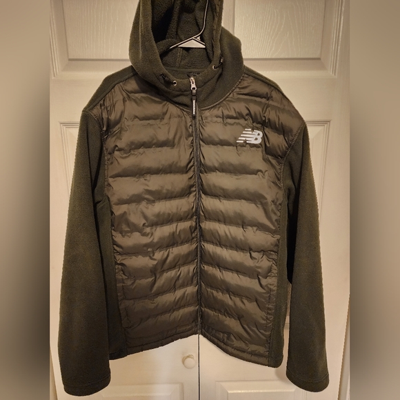 New balance hooded coat - Picture 2 of 5